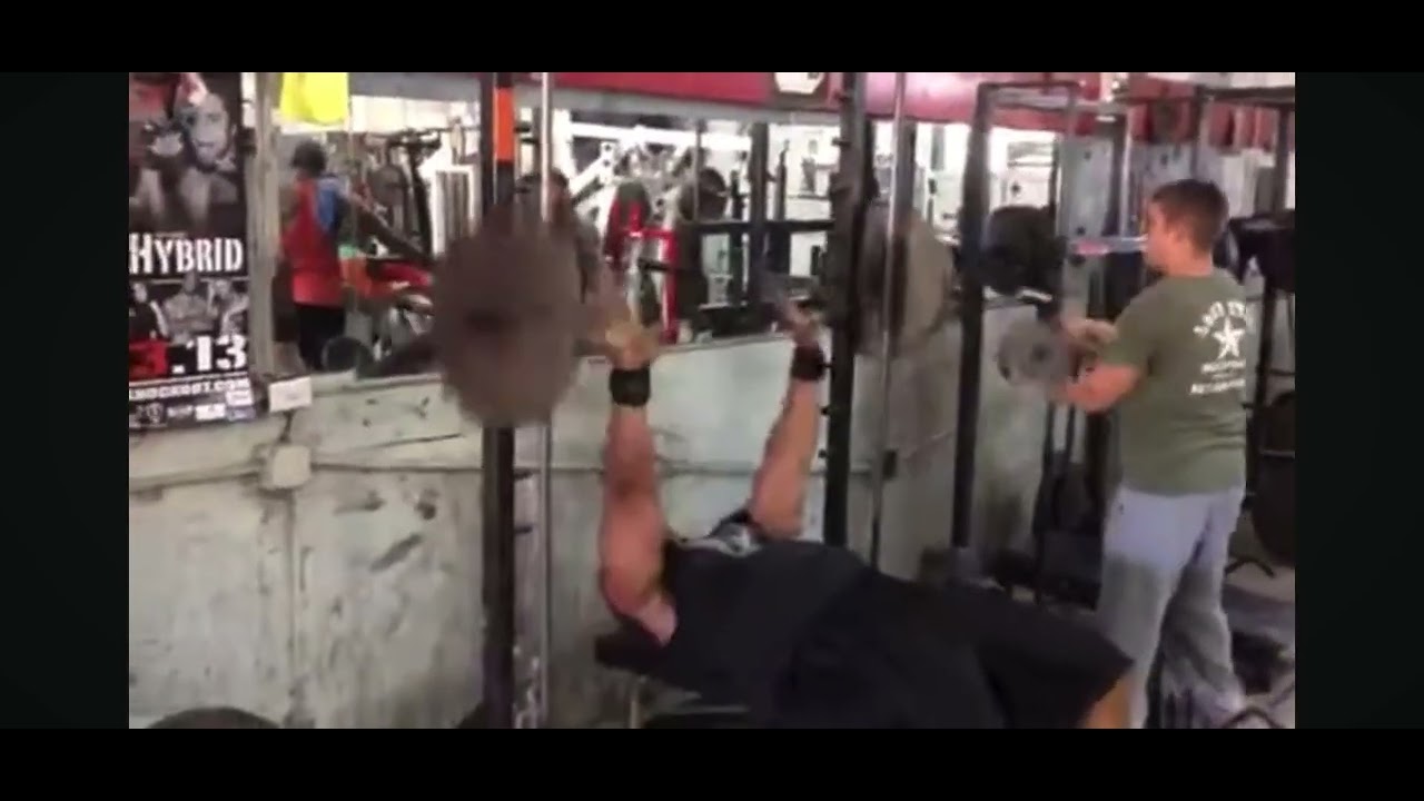 Explosive Bench Press Throws with Big Al Davis at Metroflex (Circa 2011)
