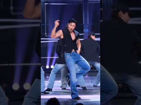 heechul at the end π #siwon #superjunior #changmin #kyuhyun #minho