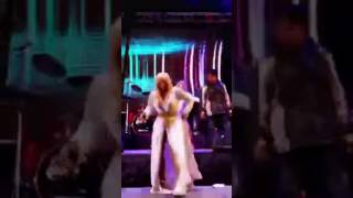 Details Laura leon 2017 News