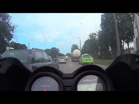 Video: Kā notiek daudzas motociklu avārijas?
