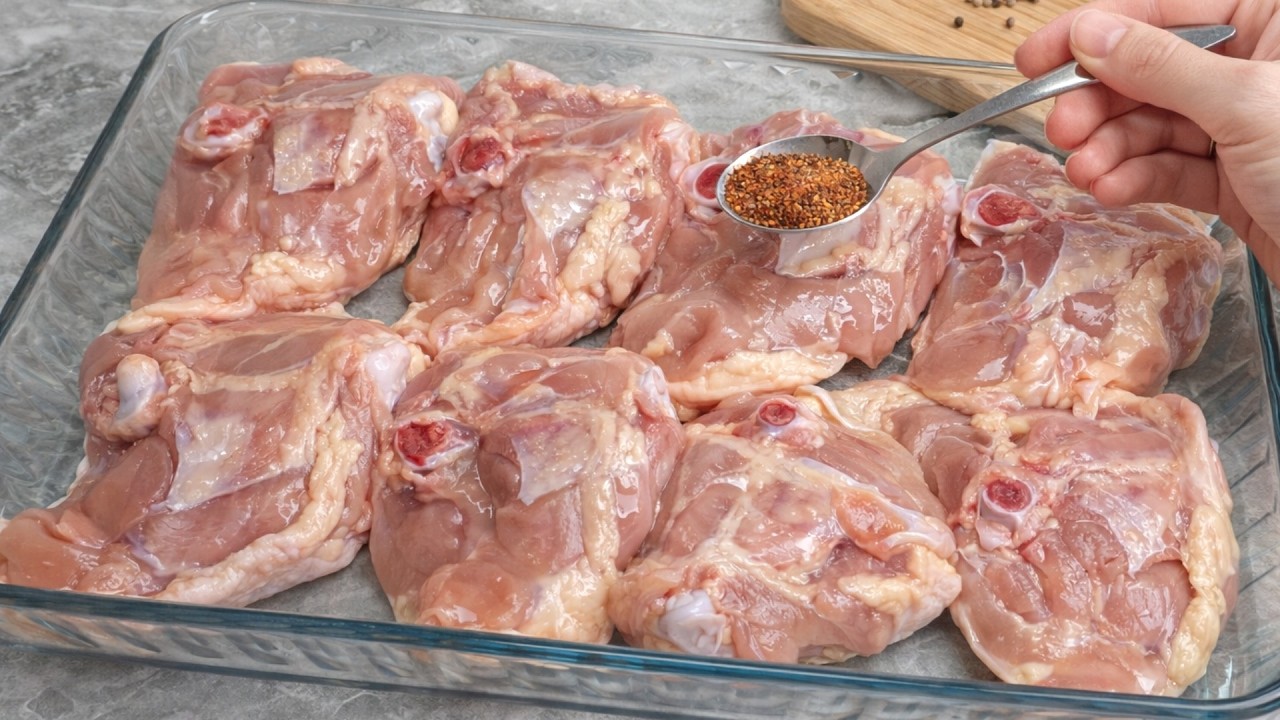 Прекратите жарить куриные бедра, готовьте хоть каждый день! Полезный и доступный рецепт для всех