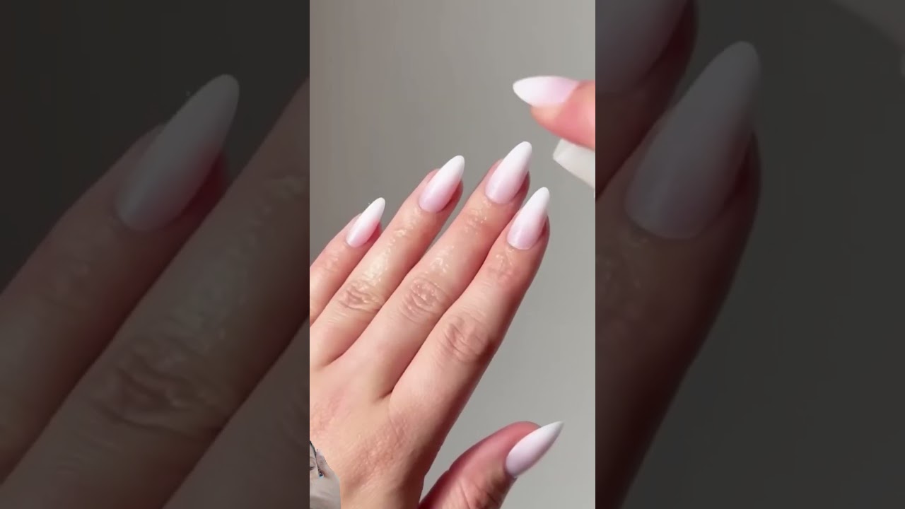 01L'Occitane Supple Skin Oil is a favorite!++20% off of full-sizes from 11/26-12/3 @ Loccitane.com!