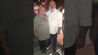 deniz oral abimle cumhuriyet meydanında
