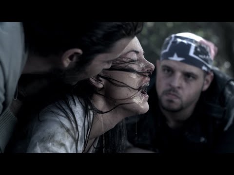 تجاوز وحشیانه گروهی به یک دختر تنها در کلبه ای در جنگل که دختره در آخر زندگینامشونو پاره میکنه