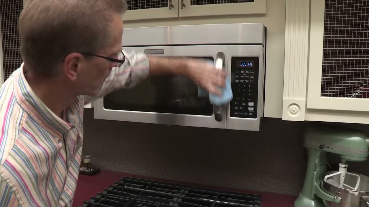 How to Clean Outside of Microwave: Easy Tips for a Sparkling Finish