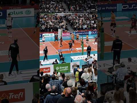 Wygrana z Asseco Resovią Rzeszów przy 5800 kibiców w ERGO ARENIE! 🤩 | Energa Trefl Gdańsk #Shorts