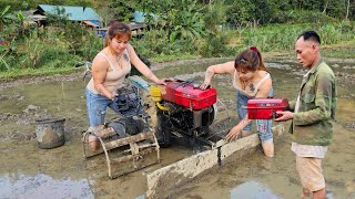 The mechanic repaired a farmer's tractor in a muddy field and the other repairman had given up