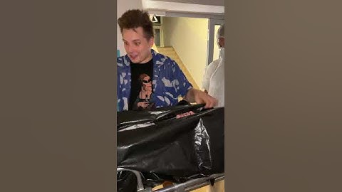 najbardziej romantyczny pocałunek💔