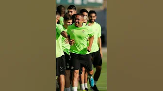 Vitor Roque CHEGOU no Real Betis thumbnail