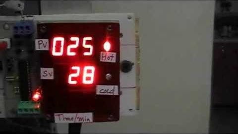 Temperature controller and monitoring with a microcontroller