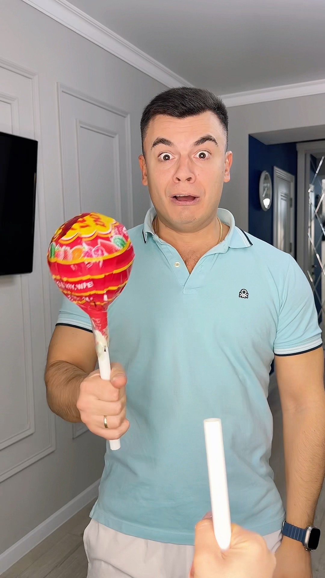 GIANT Lollipop by Secret Vlog