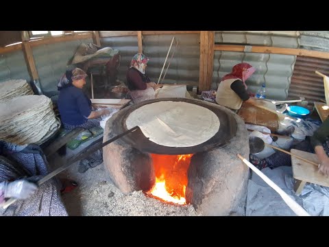 Tufanbeyli'nin Vazgeçilmez Lezzeti Yufka Ekmek, Hoş Sohbet Mahalle Tandırı