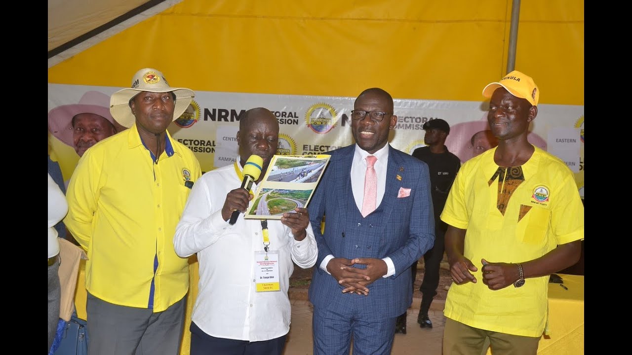 Muyanga Atabukidde Abalowooza nti Yagenze mu NRM lwa Ssente