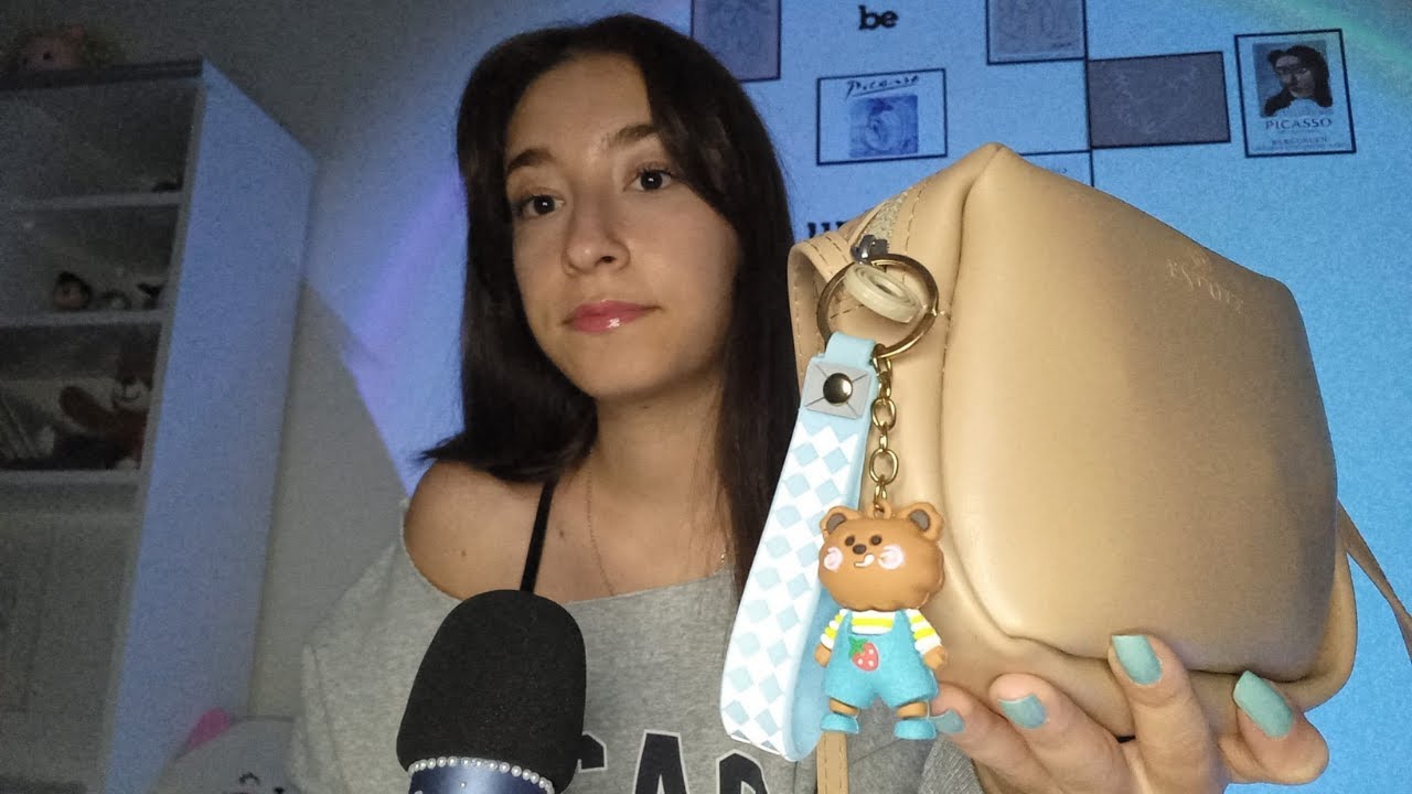 ASMR| Çantamda Ne Var ? İnceleyelim (Türkçe Asmr )Tapping