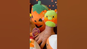 I want my own SPOOKY 👻 SQUISHMALLOWS planet! #squishmallows #shorts