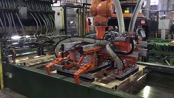 BOTTENE AUTOMATION Loading on the second nailing machine