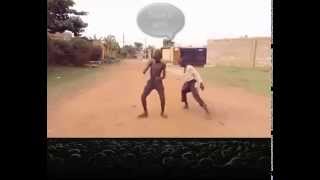 Aprenda a dançar com os garotos Africanos.......