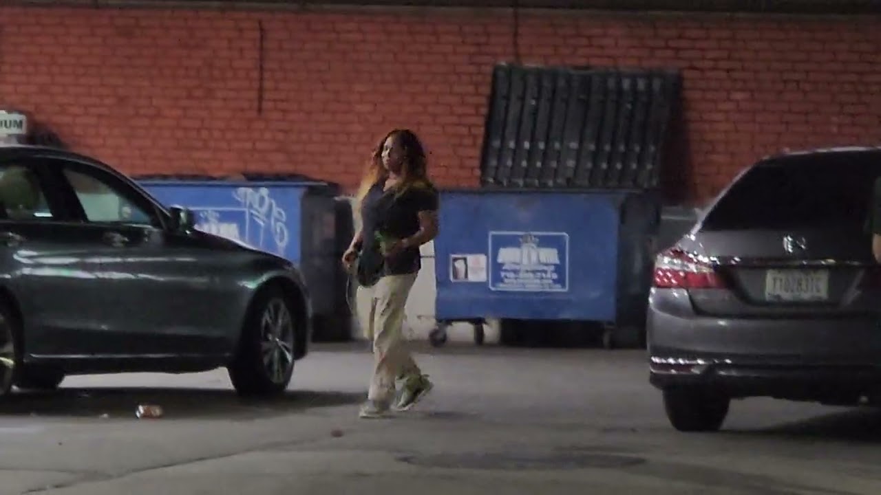 Yellow cab NEWS : NEWS ...... altercation in (( 21st Street )) Long Island City, New York (( city ))