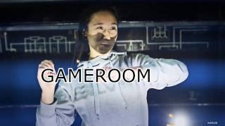 CLUB GARAGE GAME ROOM