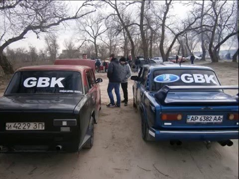 Москвич валит боком