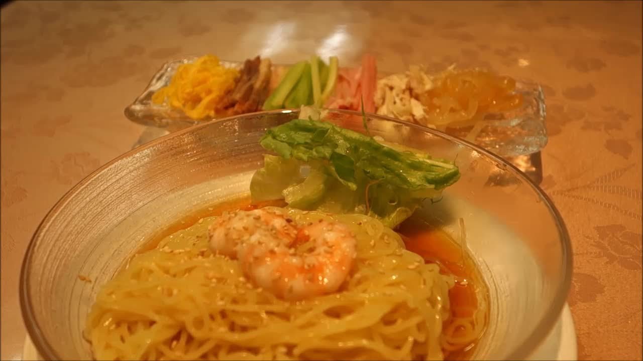 冬の冷やし中華 冷やし中華の都 仙台 Youtube