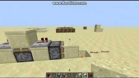 Minecraft: RedStone Time: Self Building House.