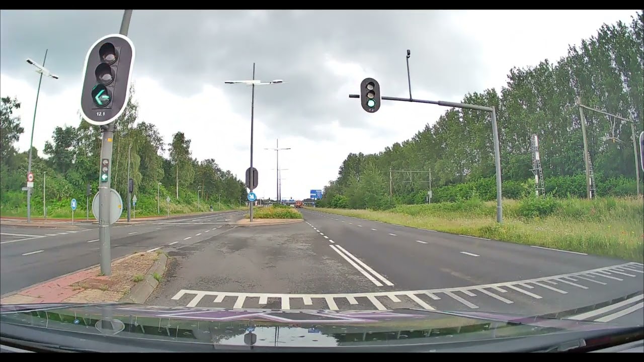 Herkennen van zijstraten 30 km zone