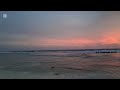 لحظة الغروب عالشاطئ 