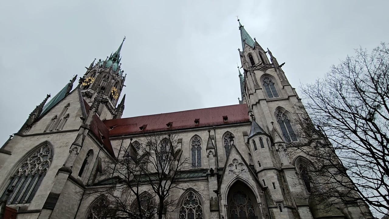 München (M) Ludwigsvorstadt kath. Pfarrkirche St. Paul : Vollgeläut