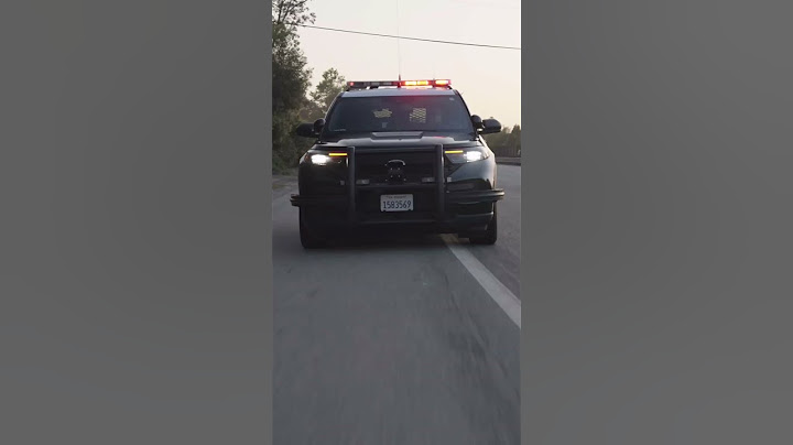 We got pulled over while shooting rollers for the Manz Motor Company 6x6 Defender. #carspotting