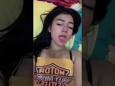 Tiktok Cewek Cantik Desah Dikasur Bikin Ngilu Viral!