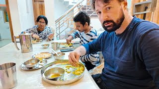 Unexpected Lunch Invited Into An Indian Home 