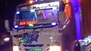 sam yoyok si glowing goyang  di dlm kabin😂🤣