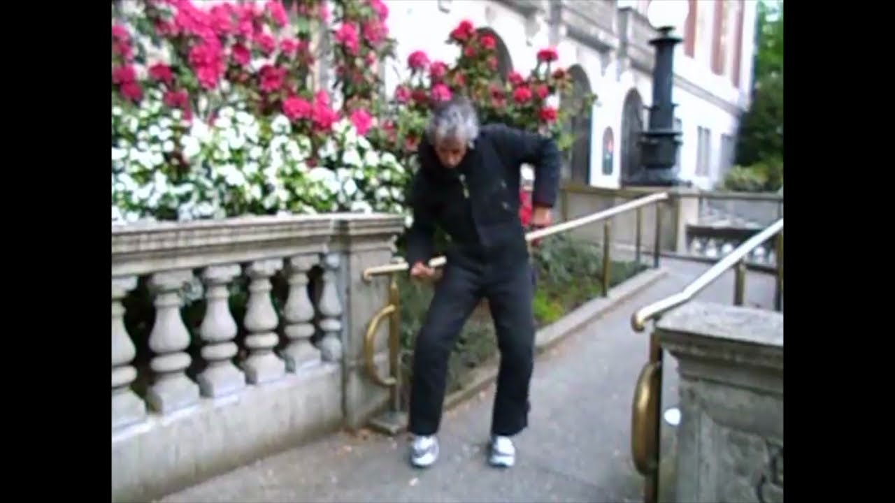 Terry Davis - Dancing At The Library - YouTube