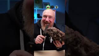 КАКОЙ КАМЕНЬ НАТОЧИТ НОЖ ?  #юмор #нож #приколы #EDC