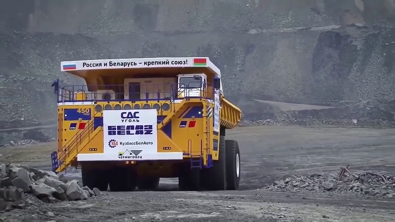 BelAZ 75710 - DUMP TRUK terbesar di dunia kapasitas muatan 450 ton