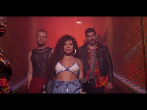 Banda Uó - Sauna (Clipe Oficial)