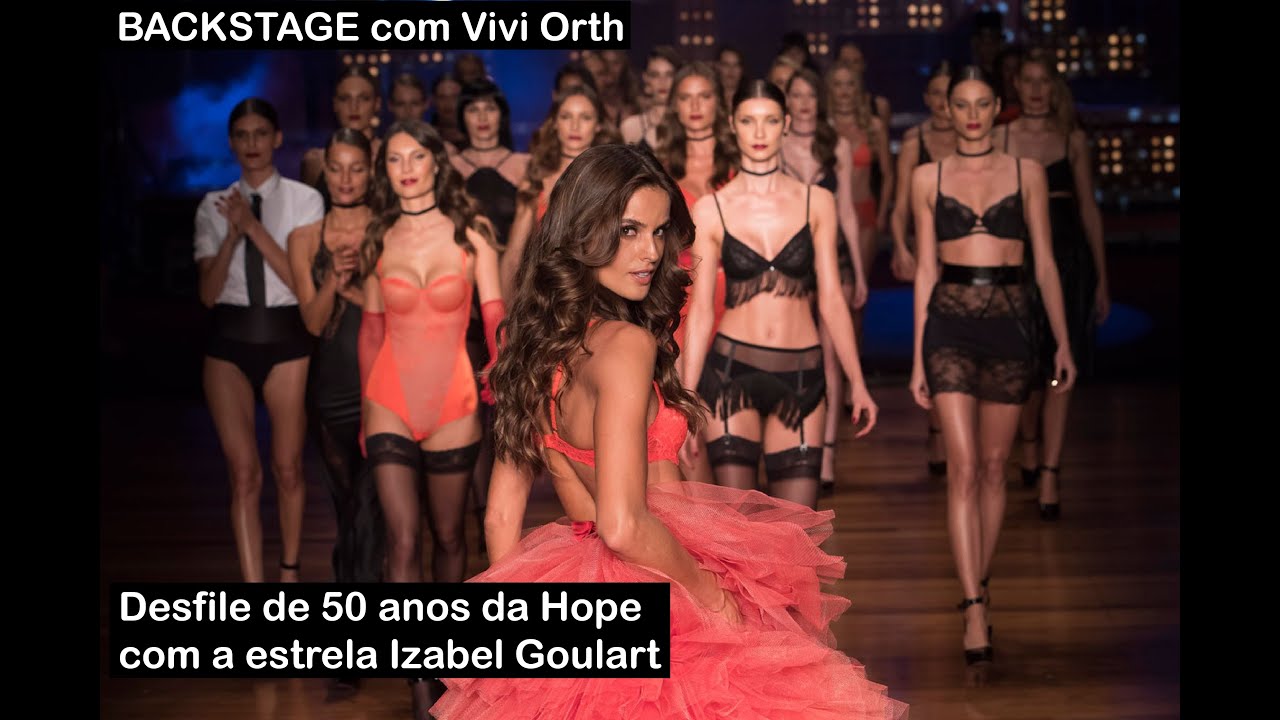 Vivi Orth no Backstage do desfile de 50 anos da Hope ModelsTV Vivi Orth no Backstage do desfile de 50 anos da Hope ModelsTV