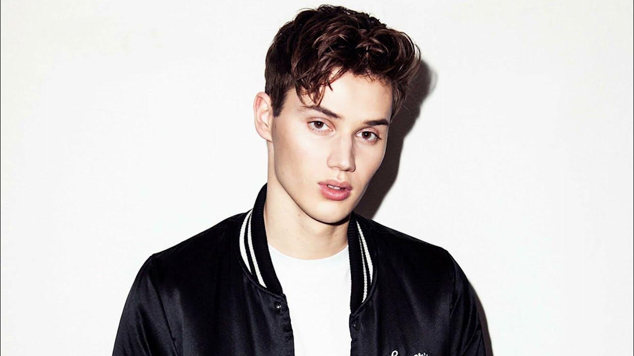 Maurice ray. W w maurice. W w maurice. W w maurice. Maurice west.