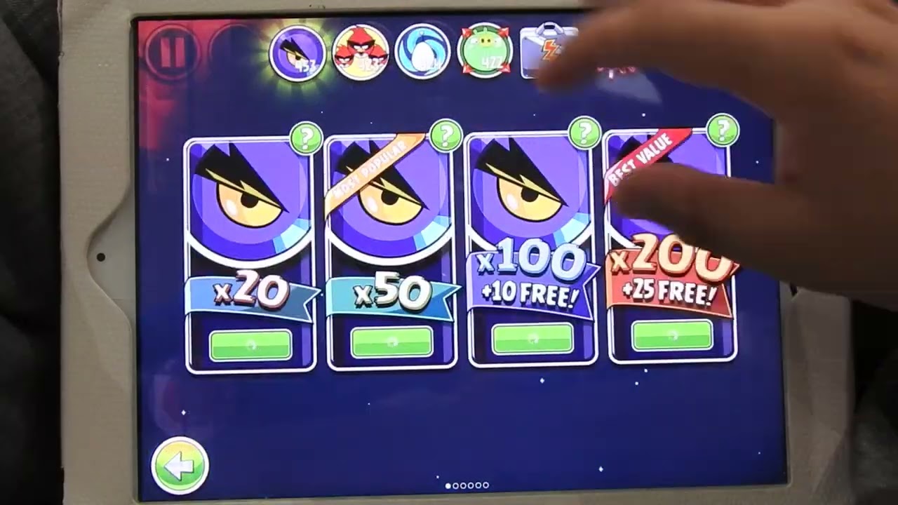 iPad 4th IOS 6 Angry Birds Space and Angry Birds Star Wars Gameplay