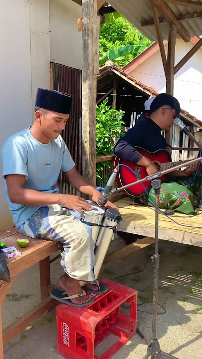Cinta palsu (cover musisi desa)