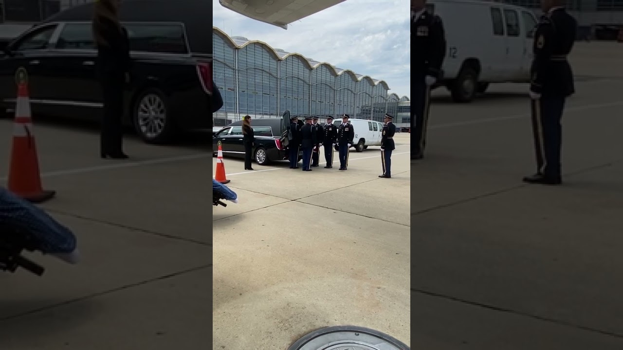 Lieutenant George Smith Crisp Honors Guard at Reagan International Airport