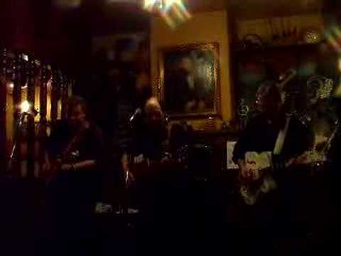 Dr Bob & Big John with Brian Willoughby - I'm Comi...