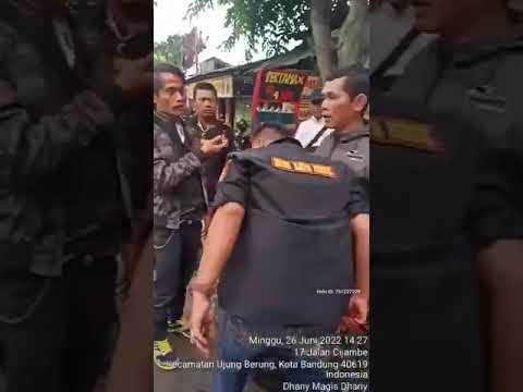 keributan di jl.cijambe ujungberung kota bandung