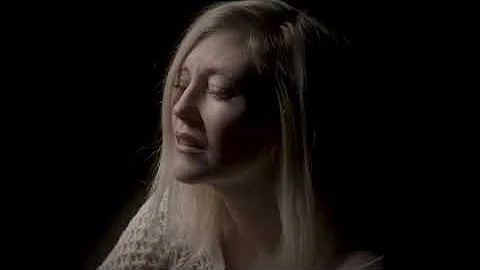 Amanda Walther - "Everything Can Wait"  (Official ...