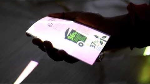 Flexzoom - input interactions for one-handed target zooming on flexible handheld device