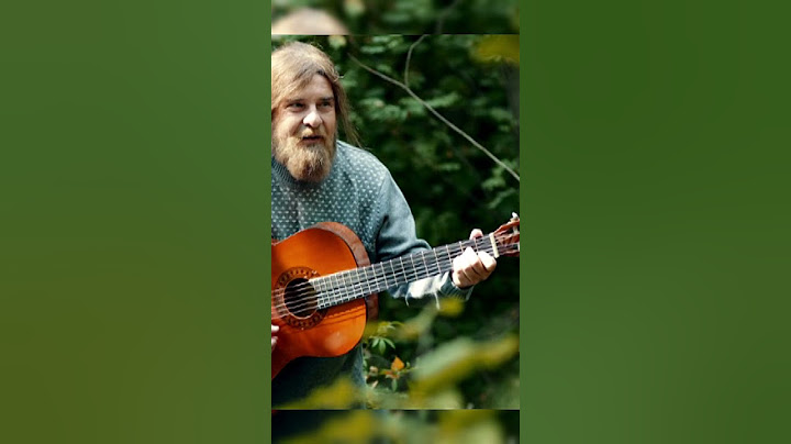 Странный мужик в лесу😂 [6 кадров] #6кадров #приколы #юмор #смех #ржака