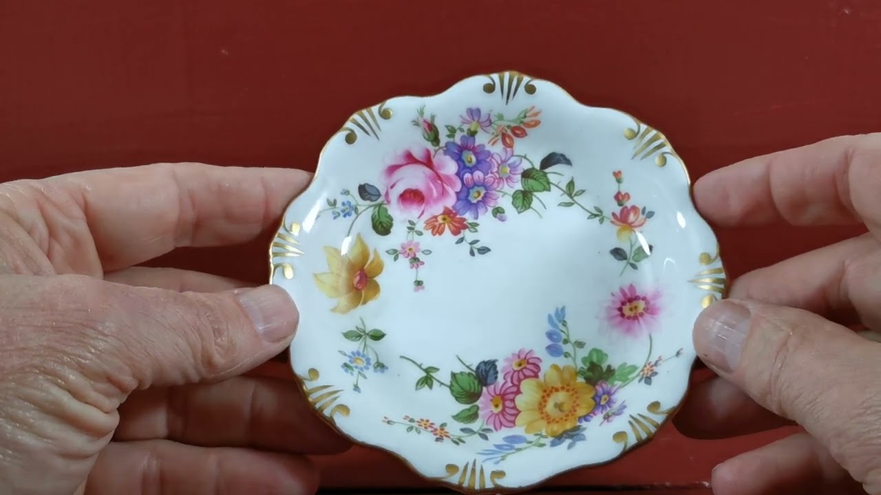 Royal Crown Derby China Posies Round Trinket Dish - YouTube