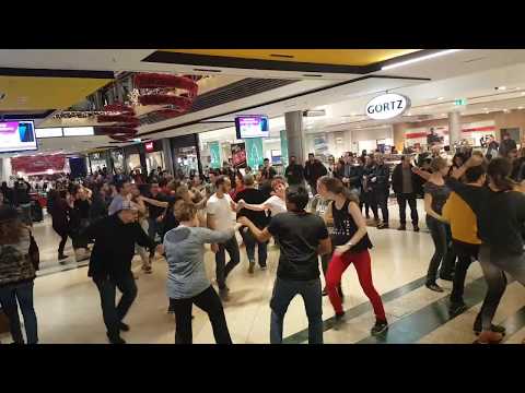 Uea - Rueda de Casino Flashmob 2018 @ Luisencenter in Darmstadt (24.11.2018)