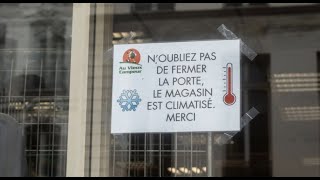 Canicule : À Paris, la difficulté pour les commerces climatisés de fermer leurs portes